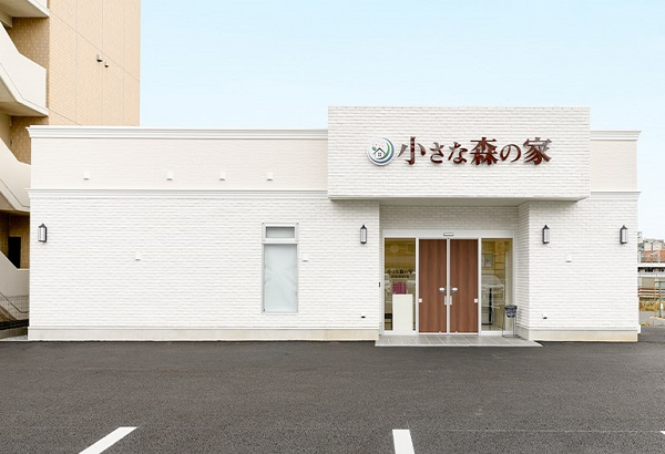 小さな森の家　西船橋駅前